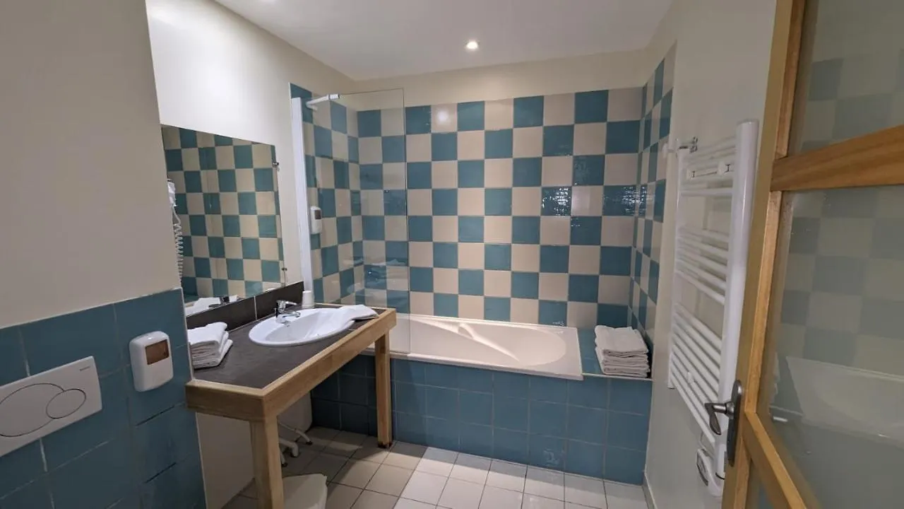 Le Libenter Hotel Landeda 0*,  France