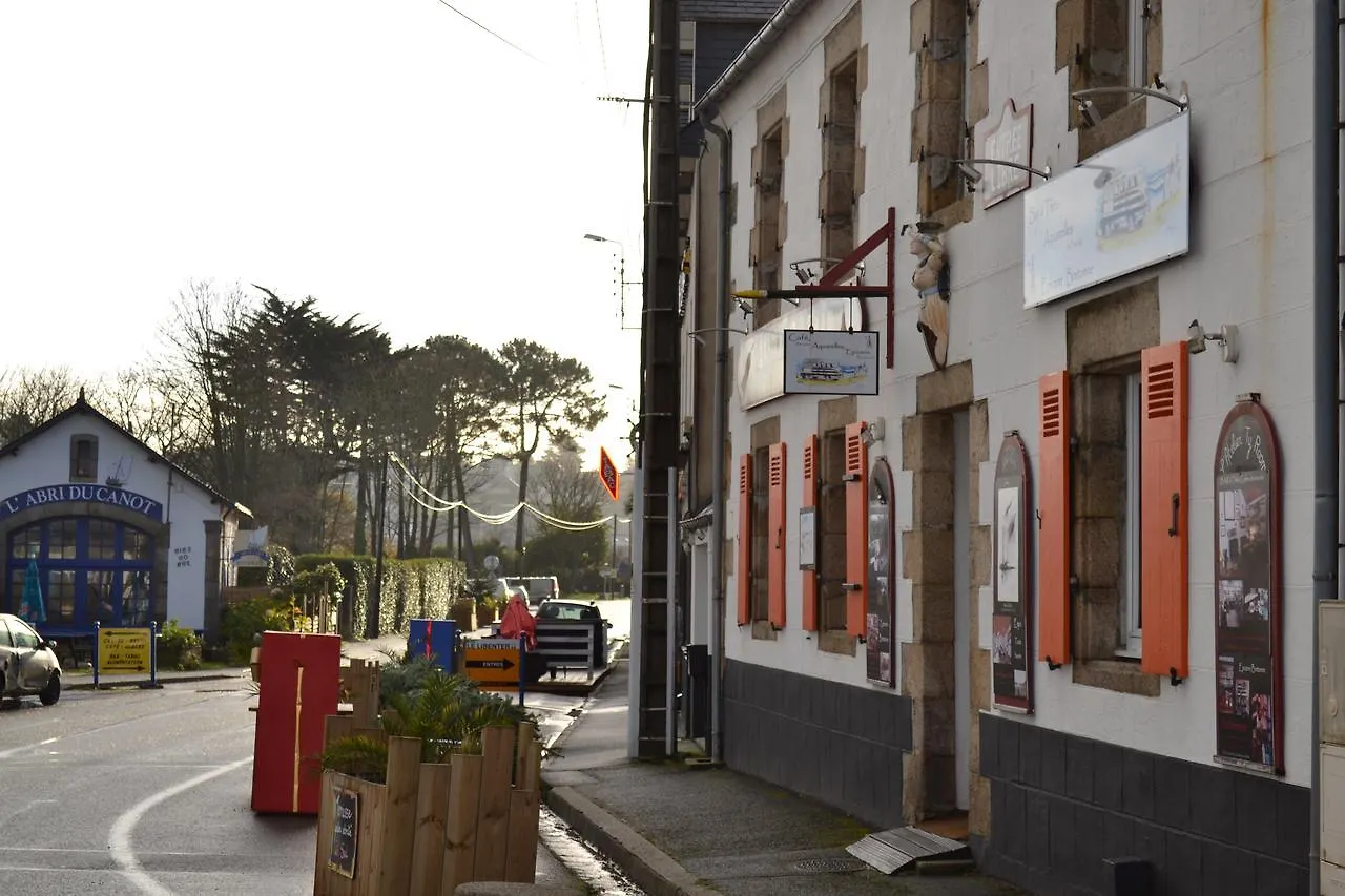 Le Libenter Hotel Landeda 0*,
